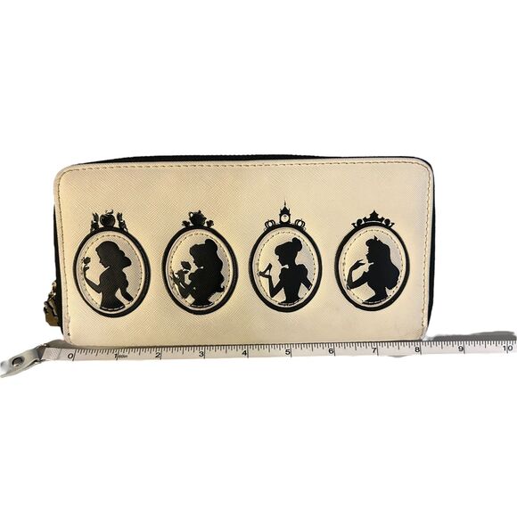 Loungefly Disney Princess Silhouette Quilted Zip-Around Wallet - Picture 9 of 9